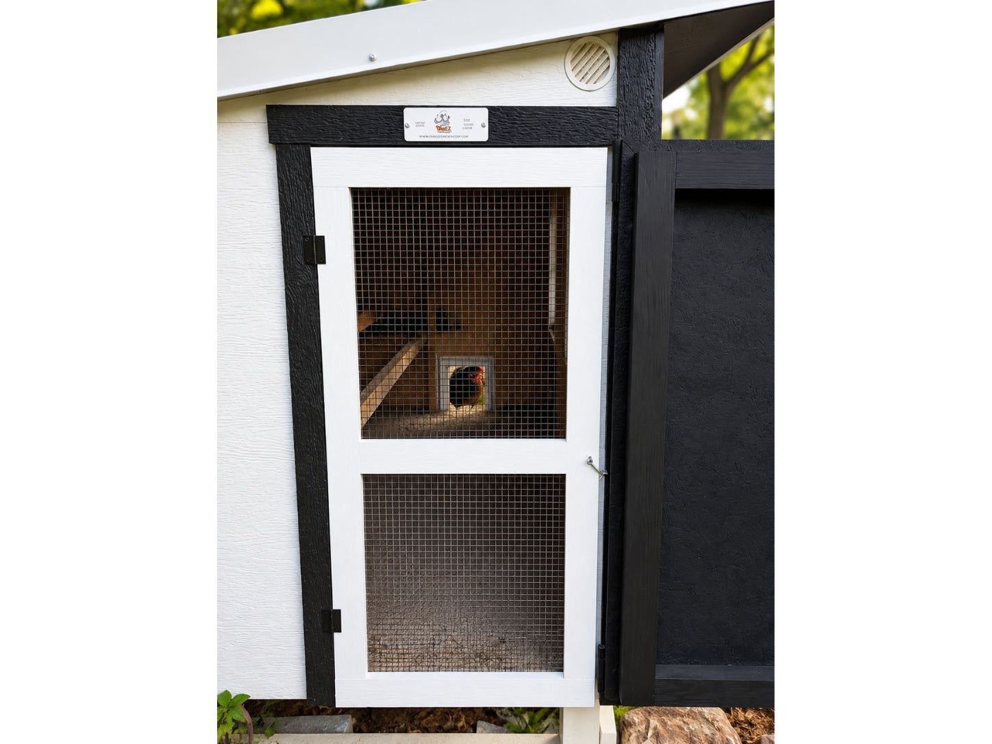 OverEZ Chicken Coop Ventilation Door