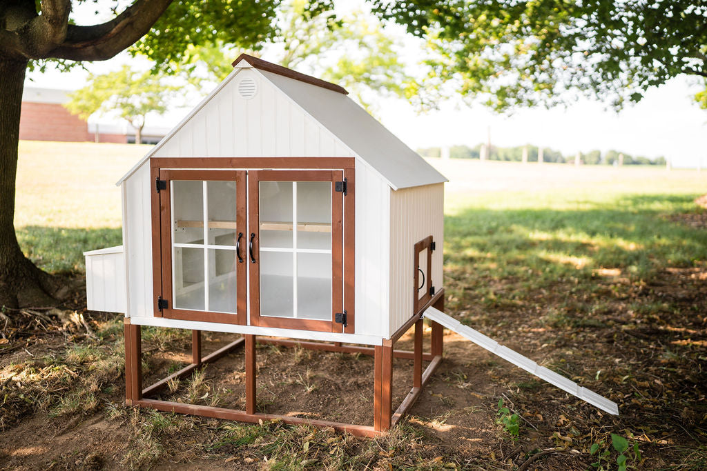 OverEZ Cottage Chicken Coop