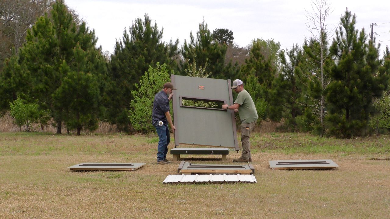 Panel Assembly of EZ Hunting Blind